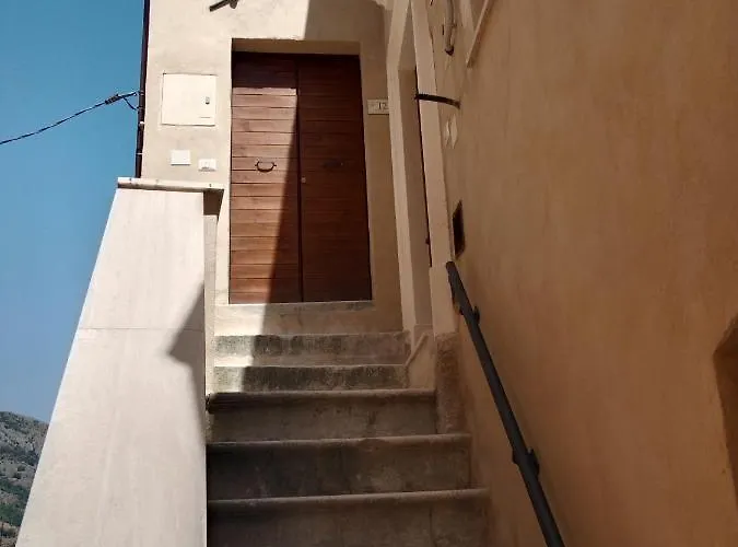 Διαμέρισμα Sisu Bussi *